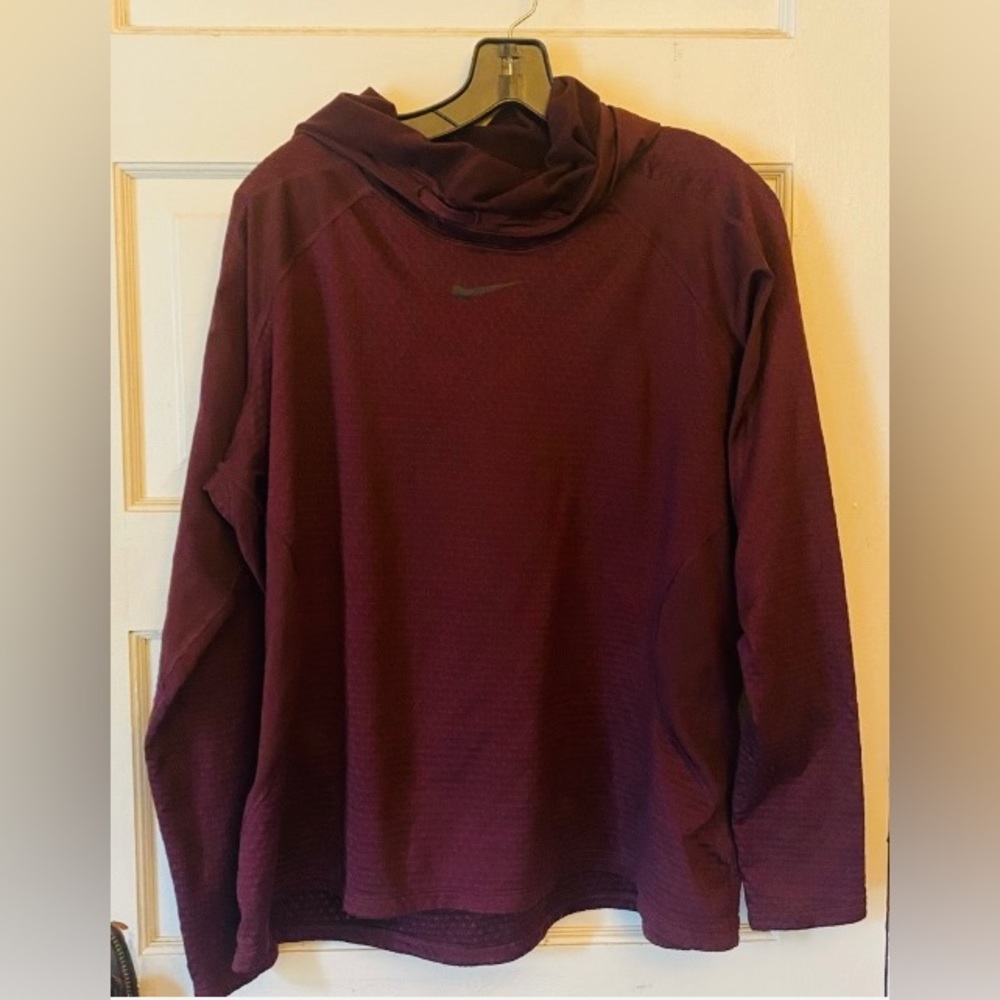 Nike Women’s Size XXL Lightweight Hoodie